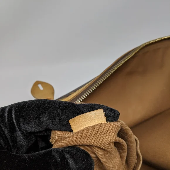 LOUIS VUITTON LOCKIT HORIZONTAL hand bag - Picture 6 of 15